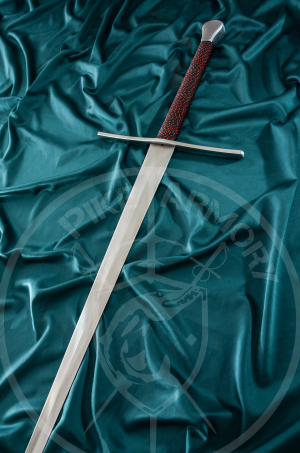 Lightweight longsword